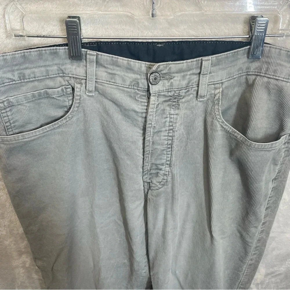Levi’s 401 men’s corduroy jeans vintage gray casual straight leg buttonfly sz 34